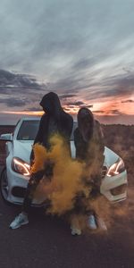 Miscellanea,Miscellaneous,Pair,Smoke,Car,Guy,Couple,Girl