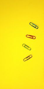 Miscellanea,Miscellaneous,Paper Clips,Paper Clip,Surface,Notepad,Notebook