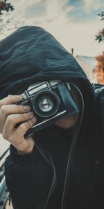 Miscellanea,Miscellaneous,Selfies,Hidden Face,Selfie,Camera,Lens,Hood,Photographer