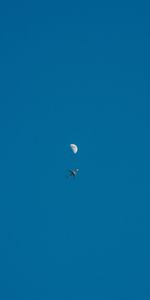 Miscellanea,Miscellaneous,Sky,Flight,Airplane,Plane,Moon