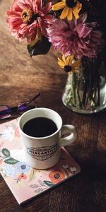 Miscellanea,Miscellaneous,Spectacles,Mug,Cup,Bouquet,Notepad,Glasses,Notebook,Coffee