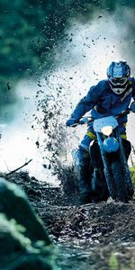 Motocyclisme,Faire De La Moto,Dérive,Dériver,Courses,Moto