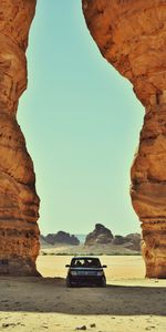 Mountains,Cars,Rocks,Front View,Gorge,Canyon,Ford