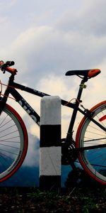 Mountains,Evening,Pillar,Post,Bicycle,Sports,Fog