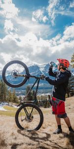 Mountains,Human,Person,Bicycle,Mountain Bike,Sports