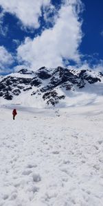 Mountains,Snow,Miscellanea,Human,Person,Miscellaneous,Loneliness,Nature