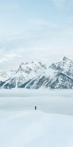 Mountains,Snow,Silhouette,Miscellanea,Miscellaneous,Person,Human,Loneliness