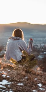 Naturaleza,Montañas,Miscelánea,Misceláneo,Niña,Muchacha,Meditación