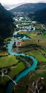 Naturaleza,Ríos,Montañas,Edificio,Pueblo,Sinuoso,Devanado