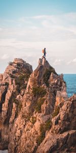 Naturaleza,Roca,Intimidad,Océano,Humano,Persona,Reclusión,Oceano,Indonesia,Soledad