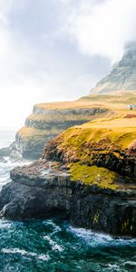 Nature,Shore,Bank,Cliff,Settlement,Hamlet,Houses,Greens,Sea,Plain