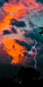 Nature,Sky,Clouds,Dusk,Mainly Cloudy,Overcast,Twilight,Lightning