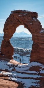 Nature,Snow,Rock,Miscellanea,Person,Miscellaneous,Human,Arch,Loneliness