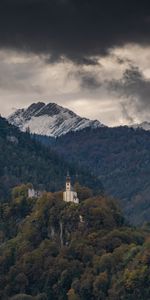 Imeuble,Bâtiment,Forêt,Nature,Les Rochers,Roches,Montagnes,Arbres