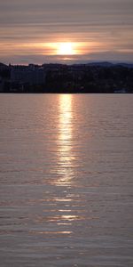 Город,Здания,Берег,Природа,Закат,Вода