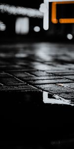 Night,Miscellanea,Miscellaneous,Puddle,Sidewalk,Wet,Dark