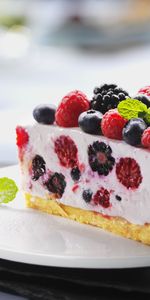 Raspberry,Cake,Sweet,Black Currant,Blackcurrant,Desert,Bilberries,Cream,Fruits,Food