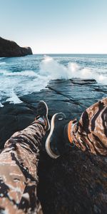 Rocks,Miscellanea,Miscellaneous,Legs,Sneakers,Waves