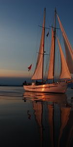 Sea,Journey,Rest,Sail,Gleams Of The Sunset,Reflections Of The Sunset,Evening,Sails,Relaxation,Yacht,Miscellanea,Miscellaneous