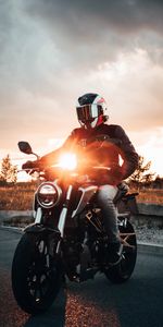 Shine,Helmet,Motorcycles,Light,Motorcycle,Motorcyclist,Bike