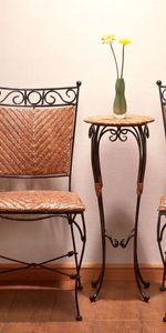 Shine,Light,Miscellanea,Miscellaneous,Table,Chairs,Vase,Wall