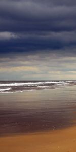 Shore,Bank,Person,Mainly Cloudy,Overcast,Emptiness,Nature,Human,Loneliness,Void,Sand,Ocean,Beach