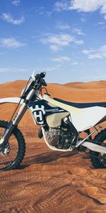 Side View,Motorcycles,Sand,Motorcycle