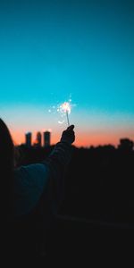 Silhouette,Hand,Sparks,Miscellanea,Miscellaneous,Human,Person,Sparklers,Bengal Lights