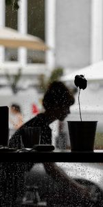 Silhouette,Window,Dark,Wet,Rain