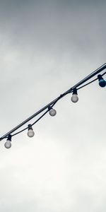 Sky,Clouds,Miscellanea,Miscellaneous,Garland,Light Bulbs