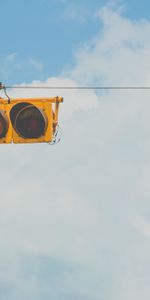 Sky,Clouds,Traffic Light,Minimalism