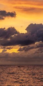 Nature,Sky,Nuages,Crépuscule,Eau,Un Bateau,Mer,Bateau