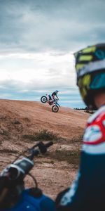 Slope,Trick,Motorcyclists,Motorcycles,Motorcycle,Sand