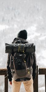 Snow,Miscellanea,Miscellaneous,Journey,Human,Person,Backpack,Rucksack,Tourist