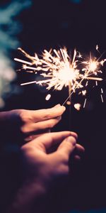 Sparks,Sparklers,To Burn,Burn,Holidays,Bright,Bengal Lights,Hands