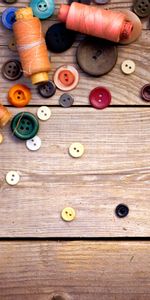 Sssr,Thread,Buttons,Sewing,Wood Background,Wooden Background,Threads,Miscellanea,Miscellaneous