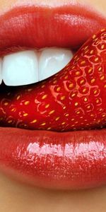 Strawberry,Funny