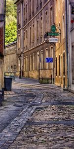 Bâtiment,Villes,Imeuble,Voie,Ville,Hdr,Pierre,Rue,Pelouse