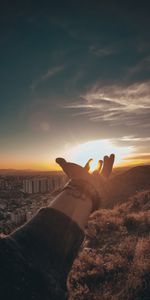 Sun,Hand,Miscellanea,Rays,Beams,City,Miscellaneous