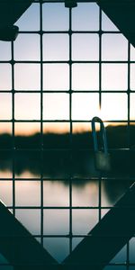 Sun,Miscellanea,Miscellaneous,Close Up,Lock,Metal,Grid,Metallic