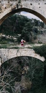 Trees,Santa Claus,Bush,Miscellanea,Miscellaneous,Break,Precipice,Bridge,Bag,Costume,Arch,Sack