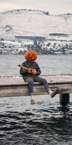 Ukulele,Miscellaneous,Human,Person,Miscellanea,Pumpkin,Funny,Halloween