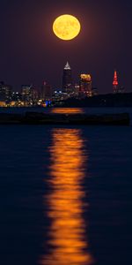 Water,Building,Reflection,Cities,City,Night,Moon