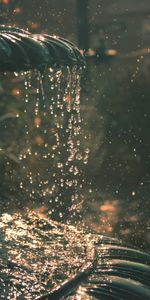 Water,Fountain,Shine,Miscellanea,Glare,Light,Drops,Miscellaneous,Spray