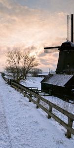 Winter,Nature,Overcast,Fencing,Road,Mainly Cloudy,Enclosure,Mill