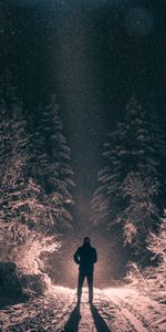 Winter,Snow,Shine,Light,Miscellanea,Human,Person,Miscellaneous,Loneliness,Dark,Forest