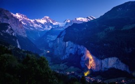 Deep Valley Switzerland 4K